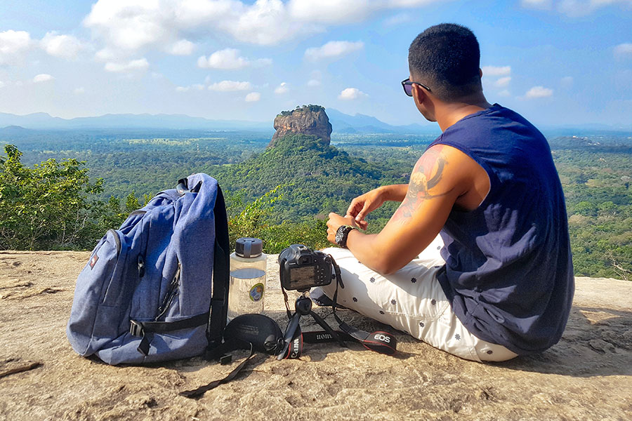 Portfolio Single Page 2 pexels-chanaka-madushan-sugathadasa-999068